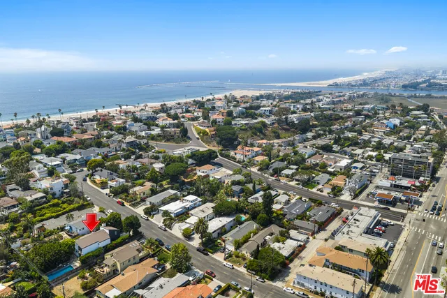 $2,297,000 | 418 Talbert Street, Playa del Rey, CA 90293