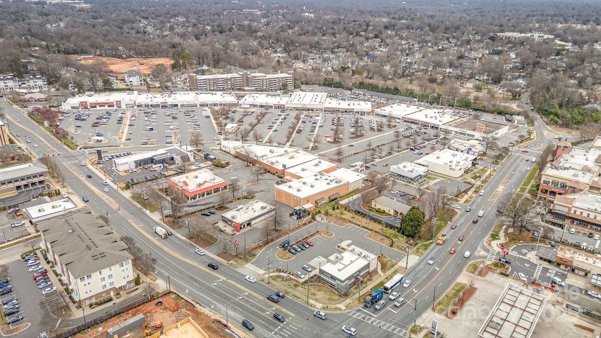 1300 Reece Road, Unit 206 Charlotte, NC 28209 - Photo 30 of 31 Gallery Image 30
