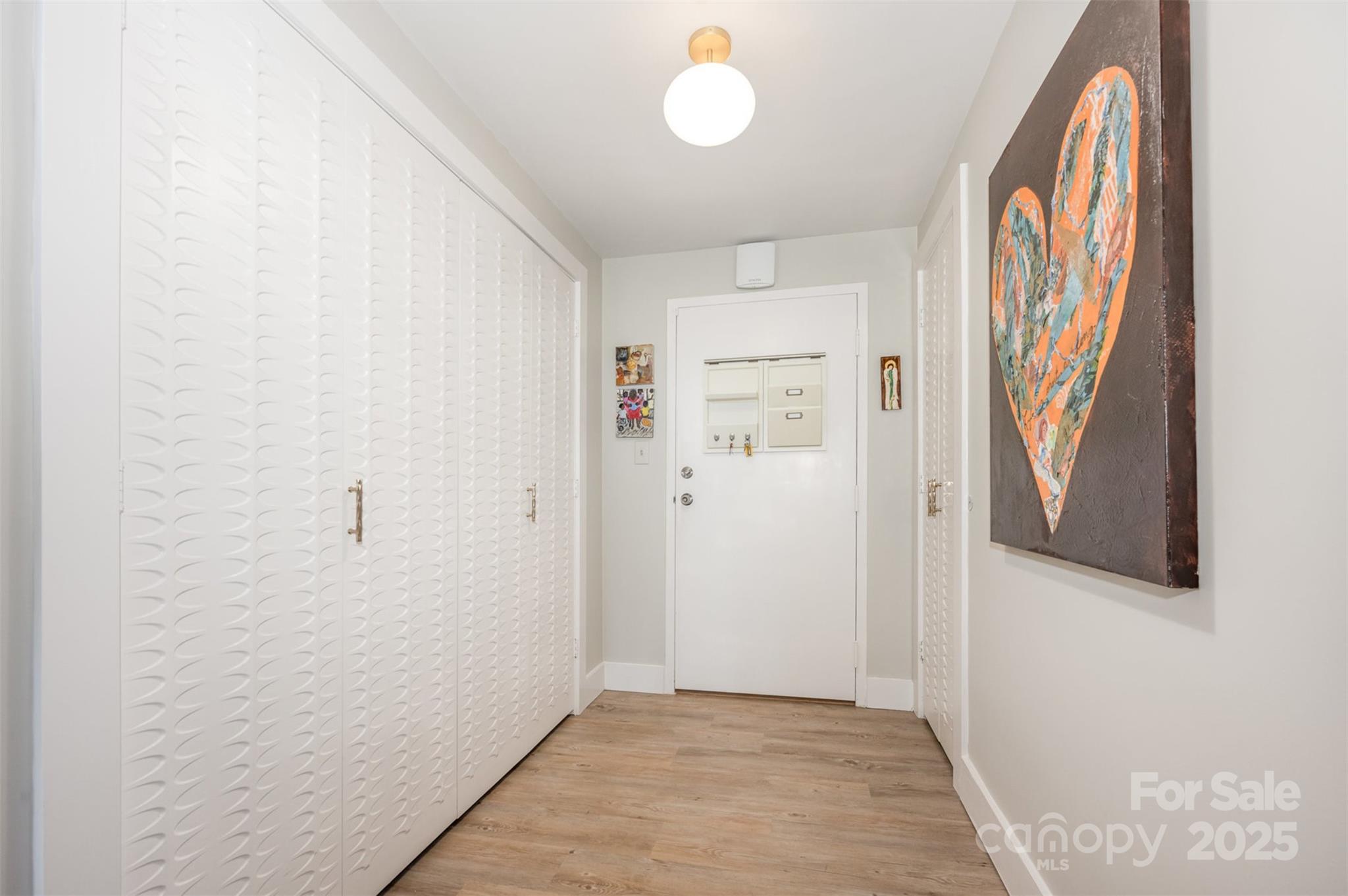 1300 Reece Road, Unit 206 Charlotte, NC 28209 - Photo 5 of 31 Gallery Image 5