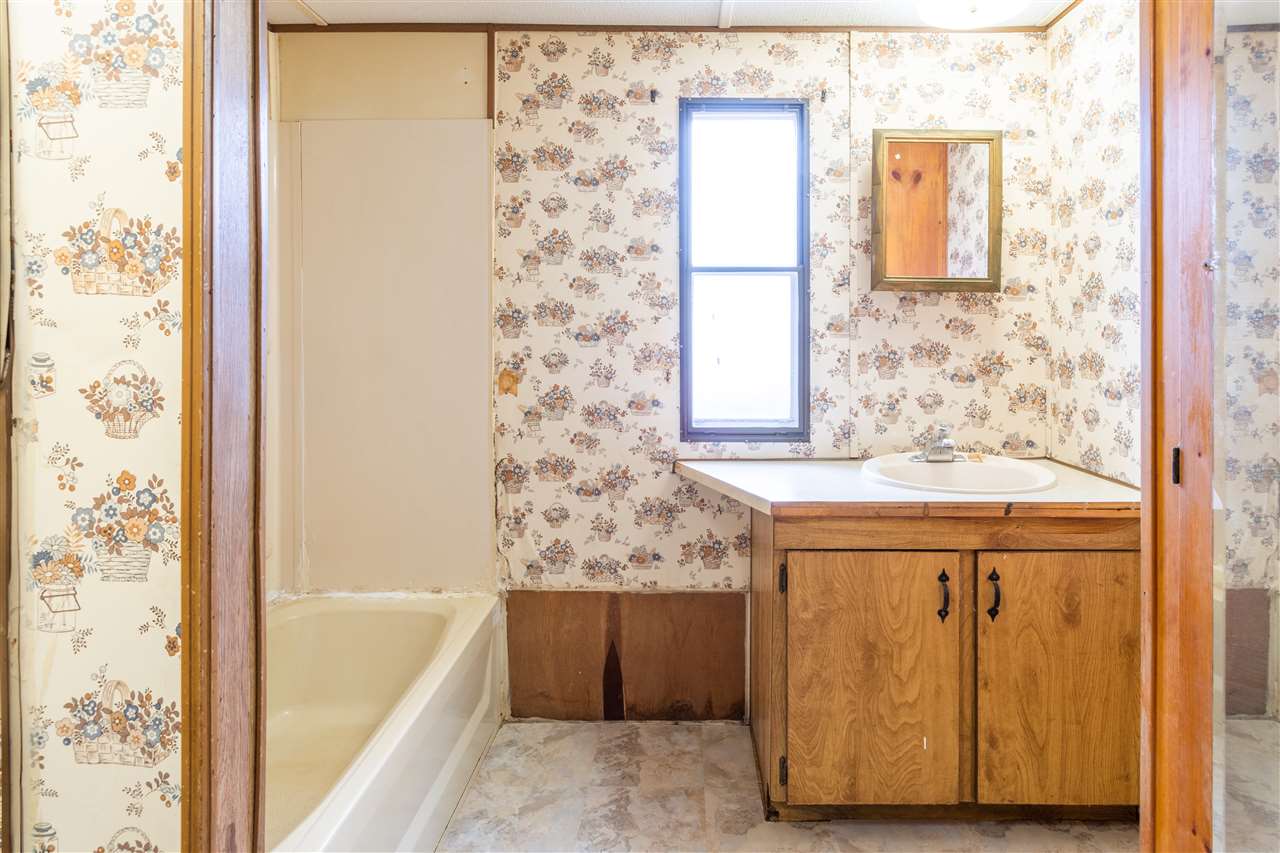 12 Fairbanks Road Newport, NH 03773 - Photo 6 of 13 Gallery Image 6