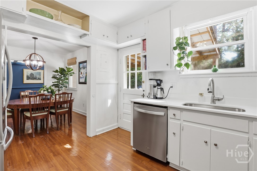 9 Colonel Estill Avenue Savannah, GA 31406 - Photo 12 of 42