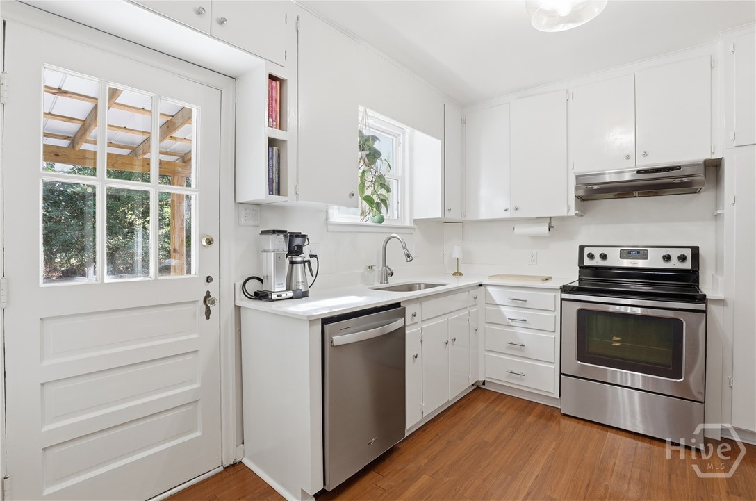 9 Colonel Estill Avenue Savannah, GA 31406 - Photo 13 of 42