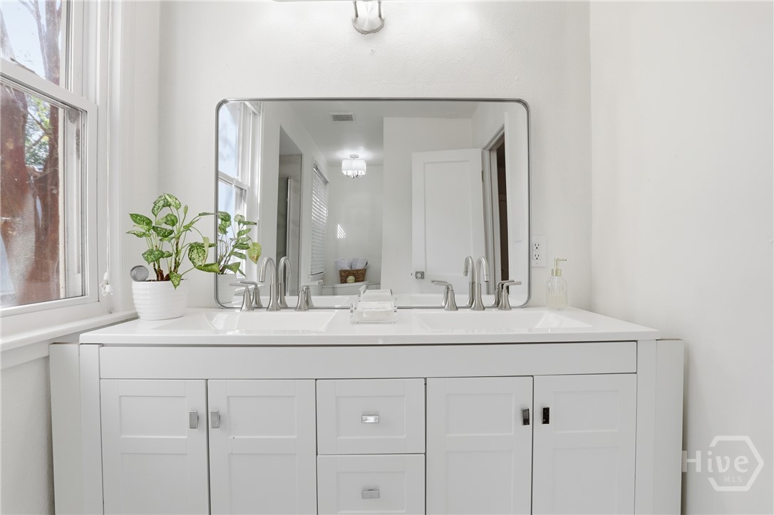 9 Colonel Estill Avenue Savannah, GA 31406 - Photo 16 of 42