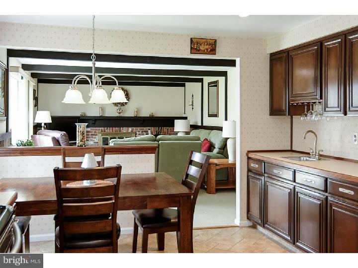 1016 Rymill Run Cherry Hill, NJ 08003 - Photo 4 of 23 Gallery Image 4