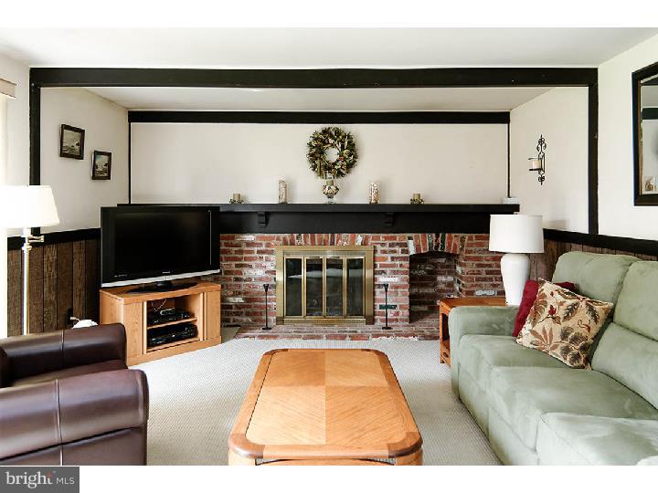 1016 Rymill Run Cherry Hill, NJ 08003 - Photo 7 of 23 Gallery Image 7