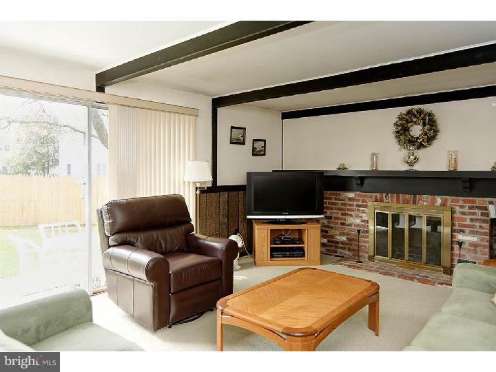 1016 Rymill Run Cherry Hill, NJ 08003 - Photo 8 of 23 Gallery Image 8