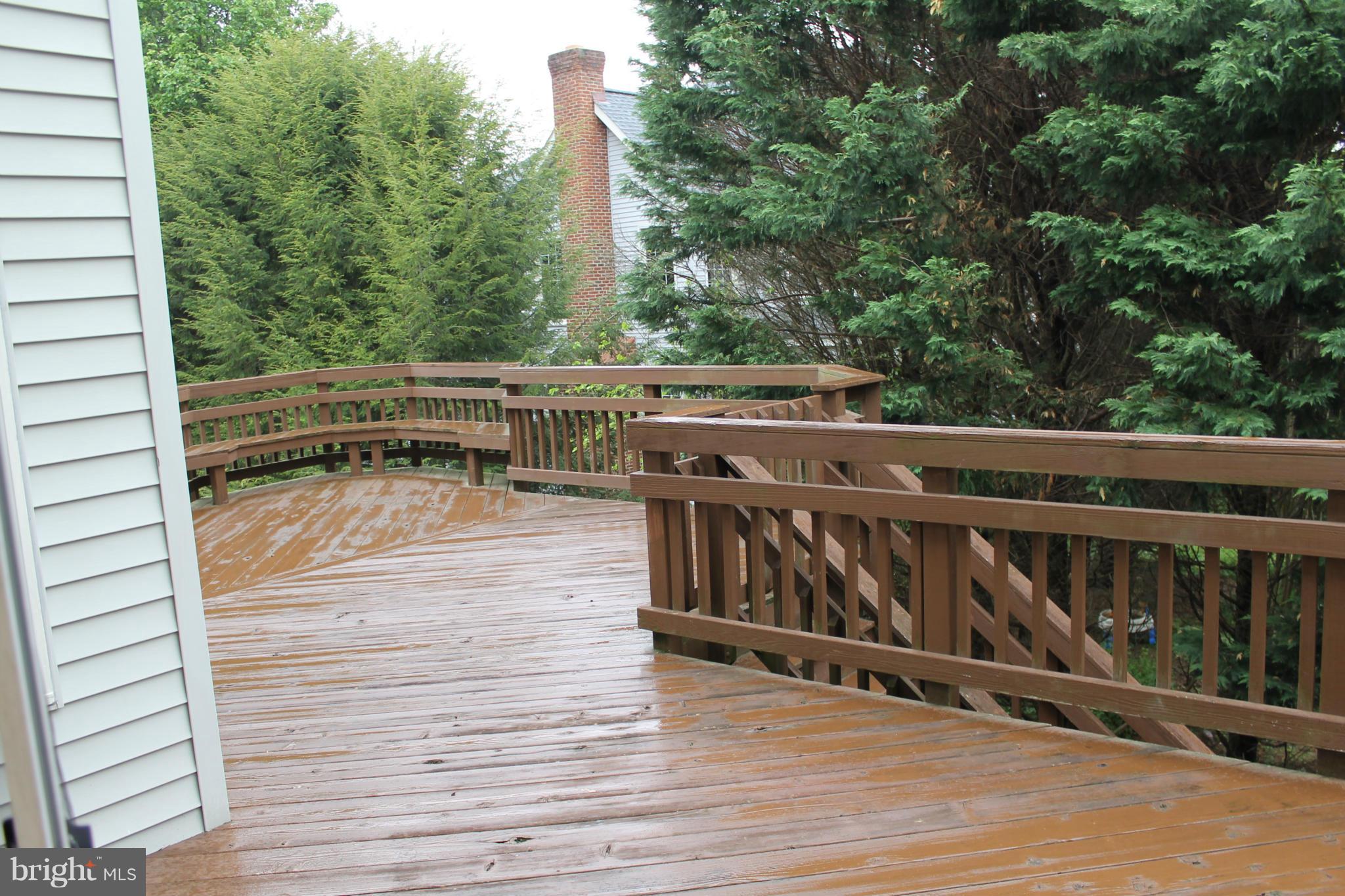 8311 Larkmeade Terrace Potomac, MD 20854 - Photo 30 of 30 huge deck