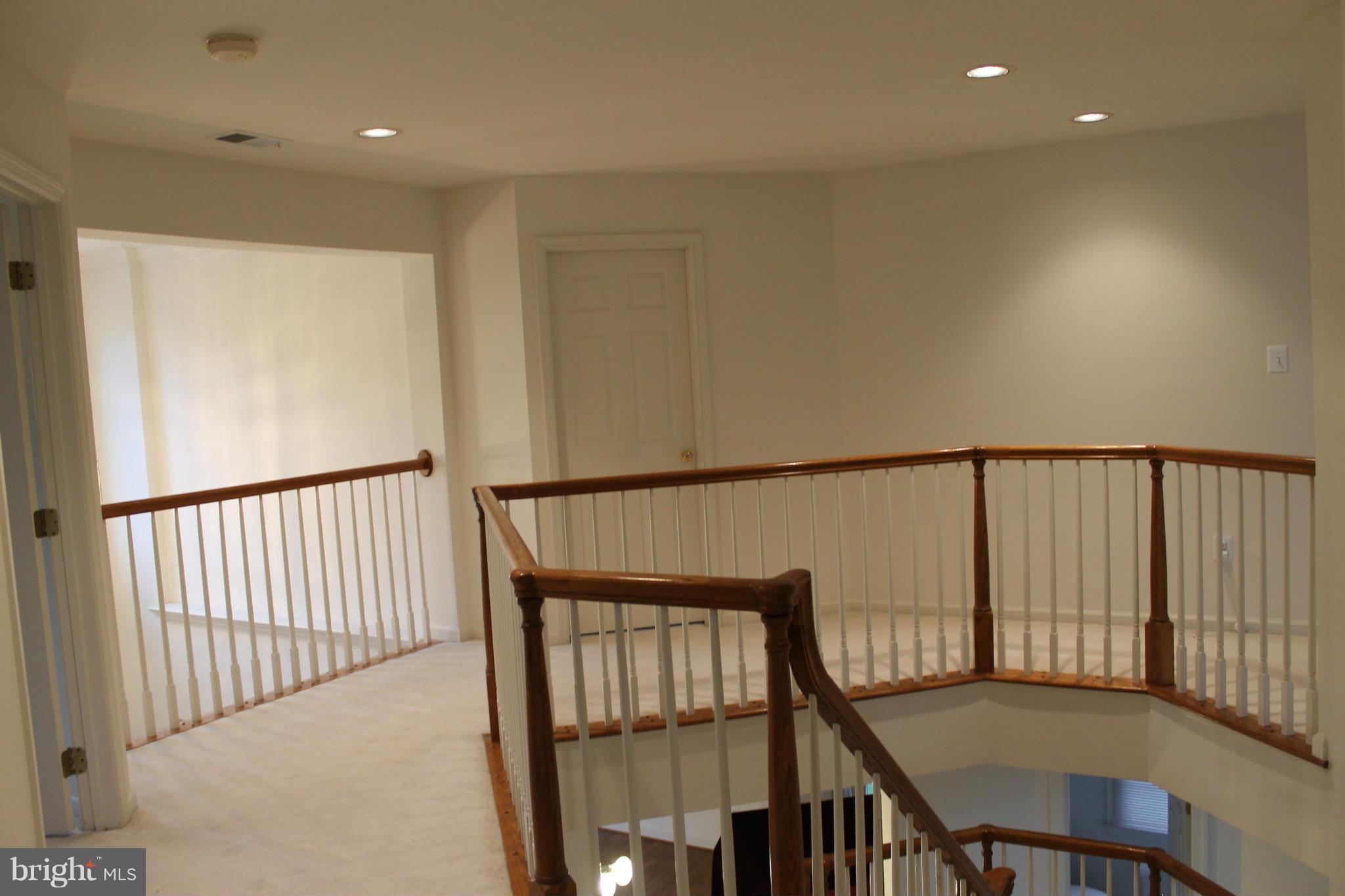 8311 Larkmeade Terrace Potomac, MD 20854 - Photo 9 of 30 2nd Floor Hallway