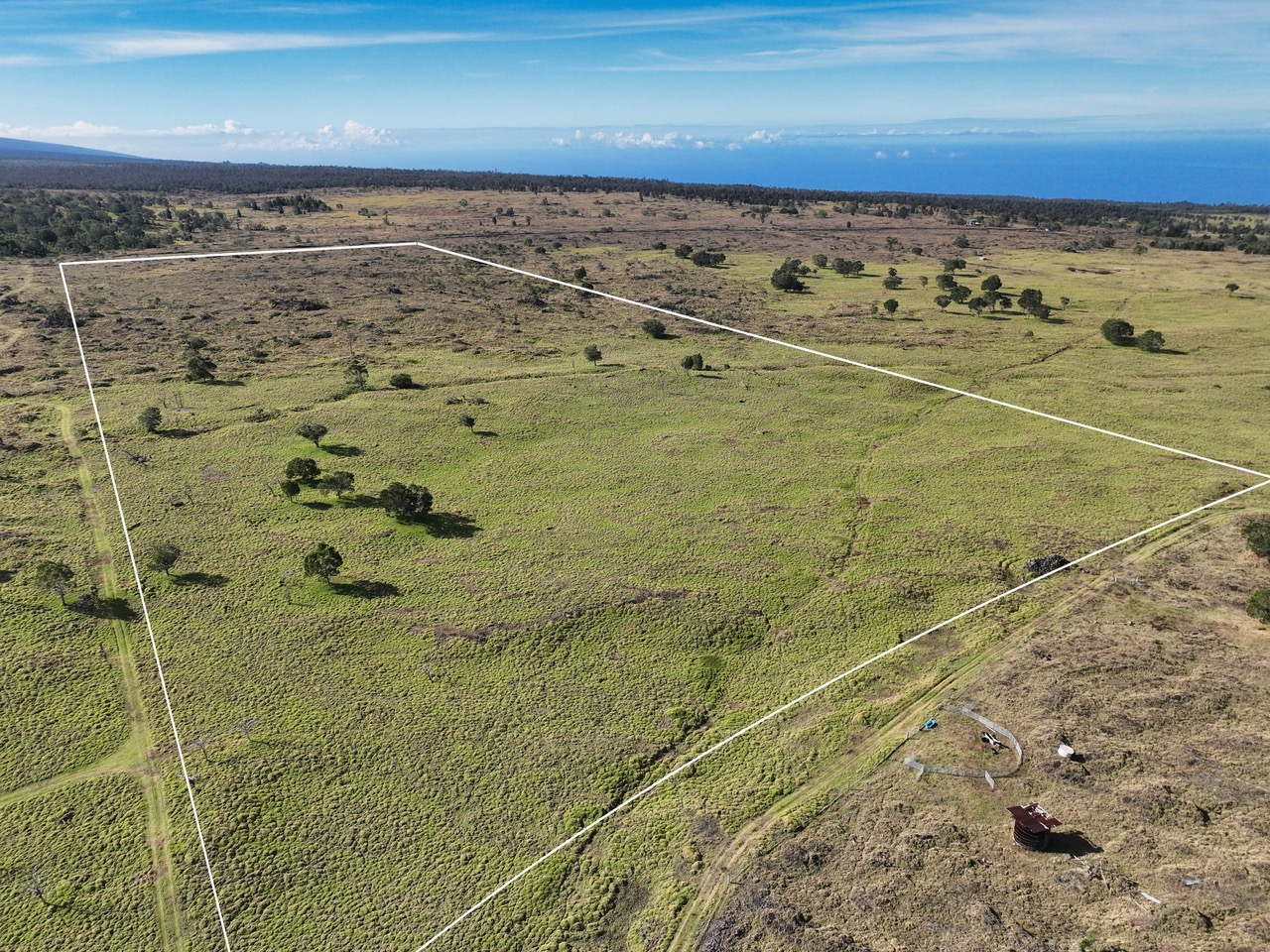 15 B Street Captain Cook, HI 96704 - Photo 2 of 18 a view of a walk in the view of beach