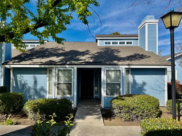 $290,000 | 1468 Plymouth Rock Way, Clovis, CA 93612