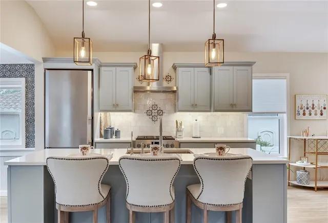 $965,000 | 652 Ohio Place, Sarasota, FL 34236