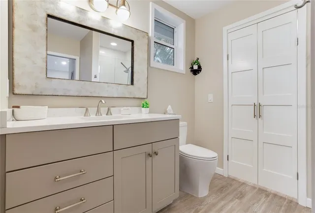 $965,000 | 652 Ohio Place, Sarasota, FL 34236