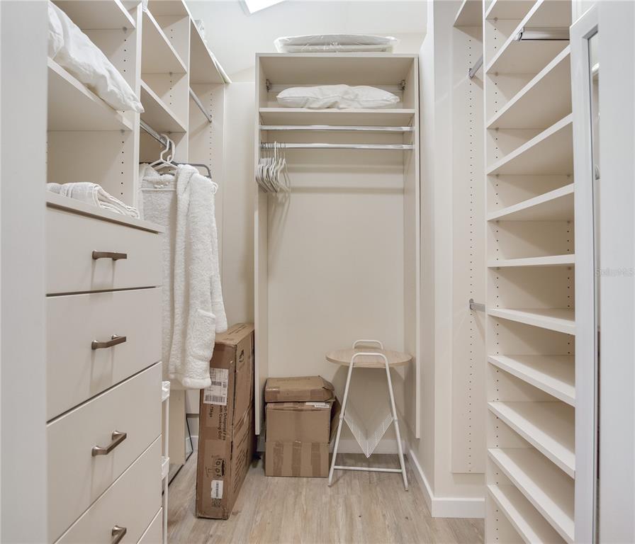 652 Ohio Place Sarasota, FL 34236 - Photo 37 of 61