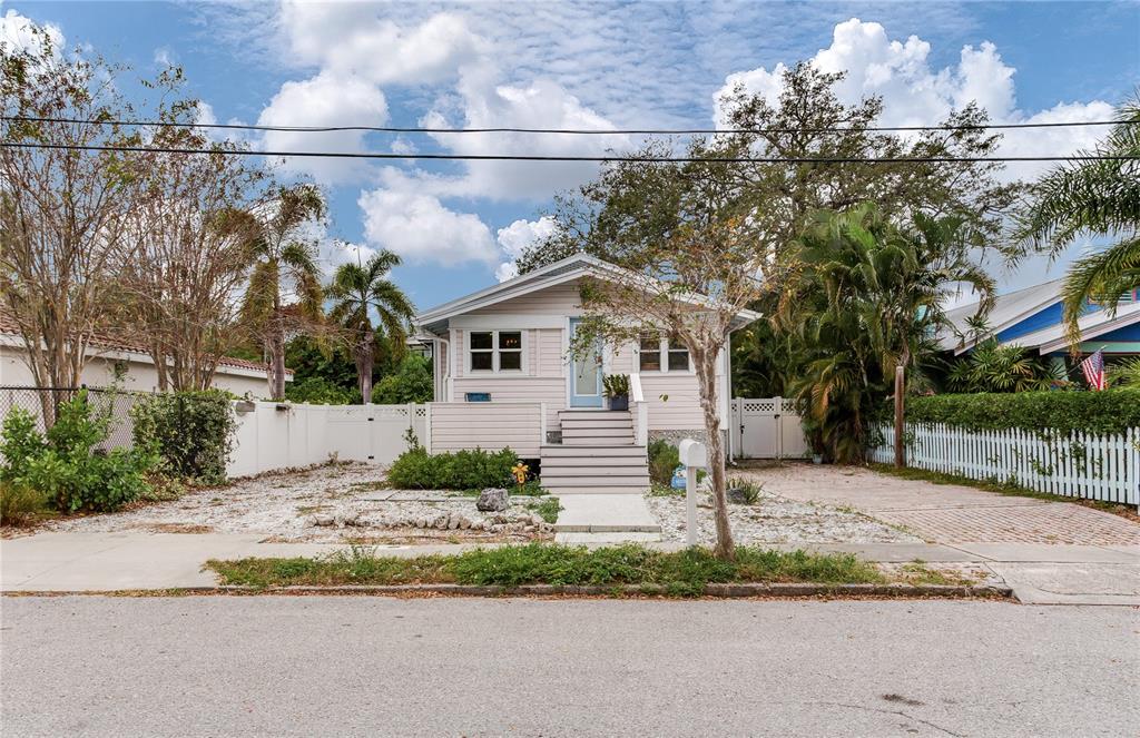 652 Ohio Place Sarasota, FL 34236 - Photo 49 of 61