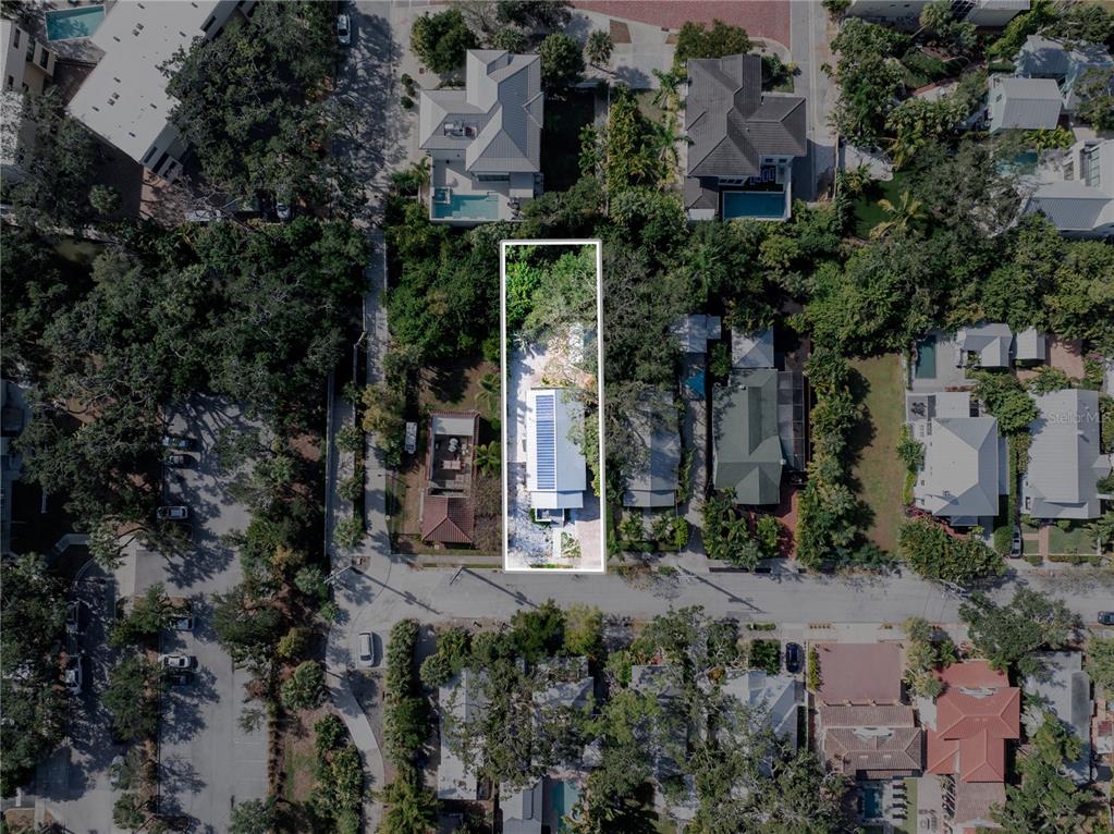 652 Ohio Place Sarasota, FL 34236 - Photo 54 of 61 an aerial view of residential house with outdoor space