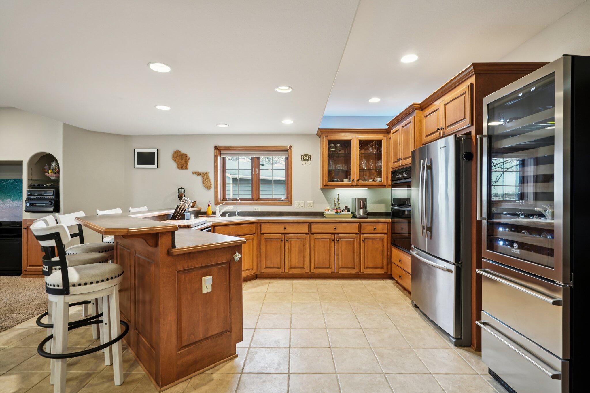 N4985 Arrowhead Trail Hubbard, WI 53039 - Photo 34 of 67 Lower Level Kitchen
