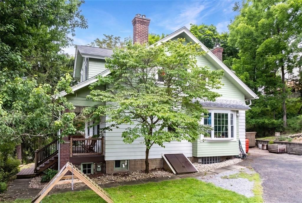 327 Marzolf Road Pittsburgh, PA 15209 - Photo 2 of 30