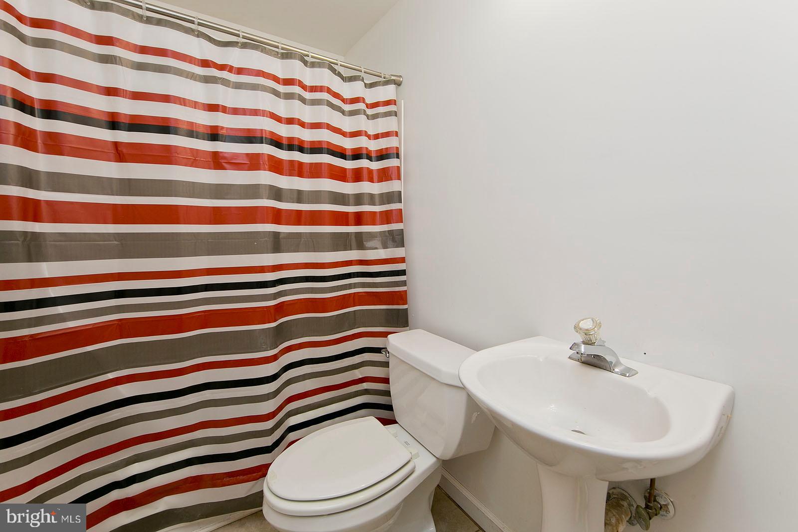 105 Alpine Meadow Road Winchester, VA 22602 - Photo 39 of 47 Basement full bath