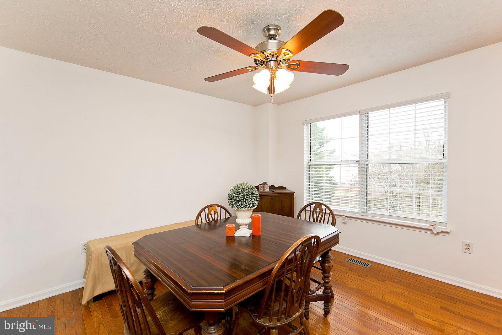 105 Alpine Meadow Road Winchester, VA 22602 - Photo 6 of 47 Dining room