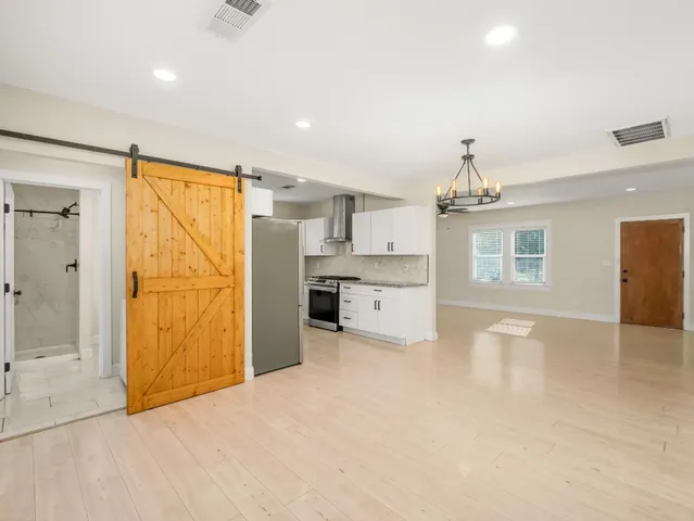 $285,000 | 4461 East Madison Avenue, Fresno, CA 93702