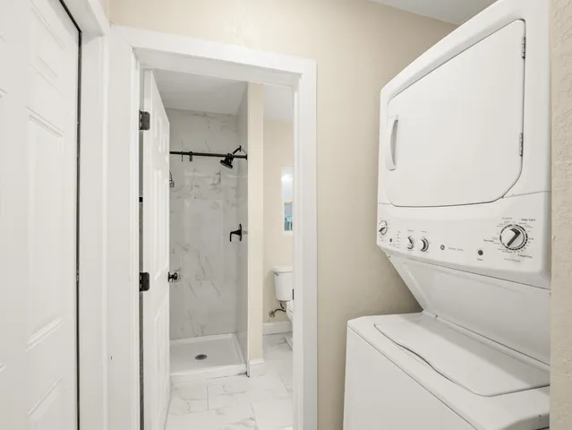 $285,000 | 4461 East Madison Avenue, Fresno, CA 93702