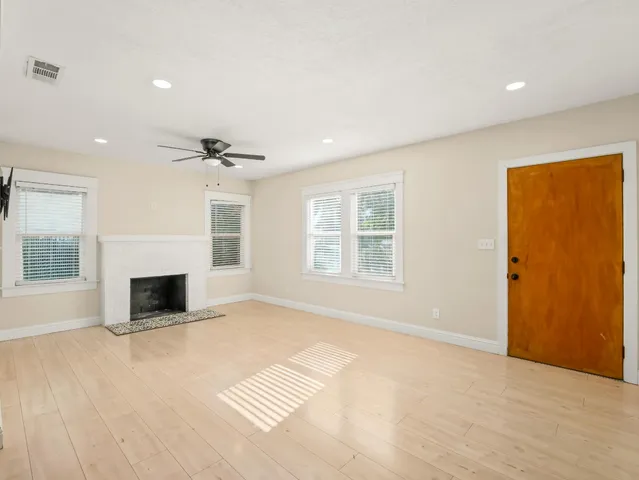 $285,000 | 4461 East Madison Avenue, Fresno, CA 93702