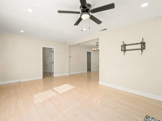 $285,000 | 4461 East Madison Avenue, Fresno, CA 93702