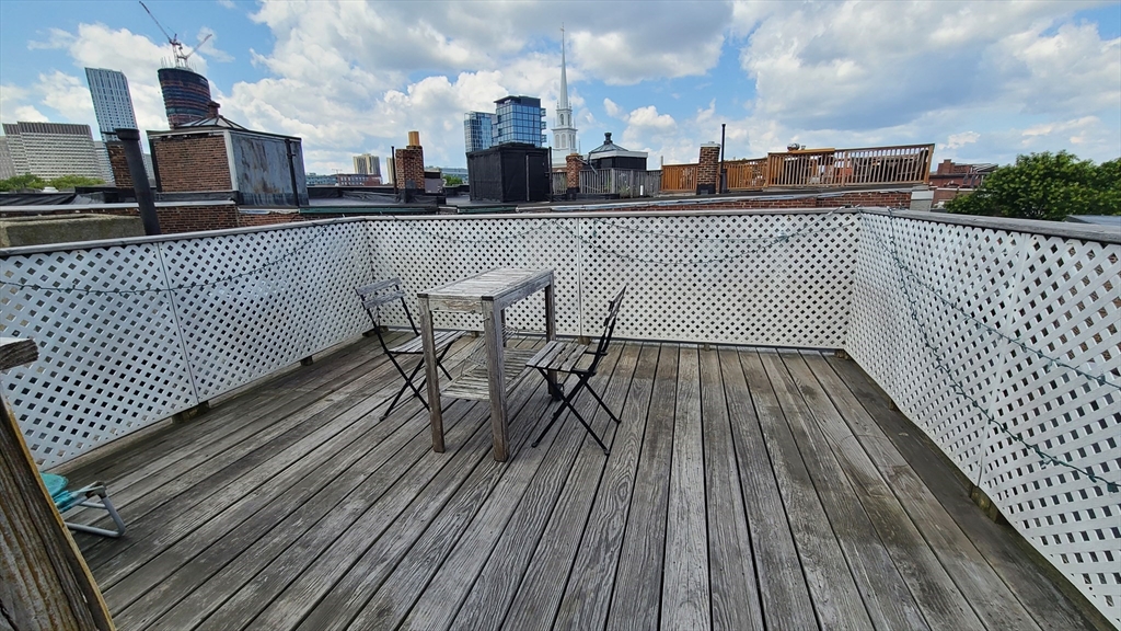 414 Hanover Street, Unit 5 Boston, MA 02113 - Photo 17 of 21