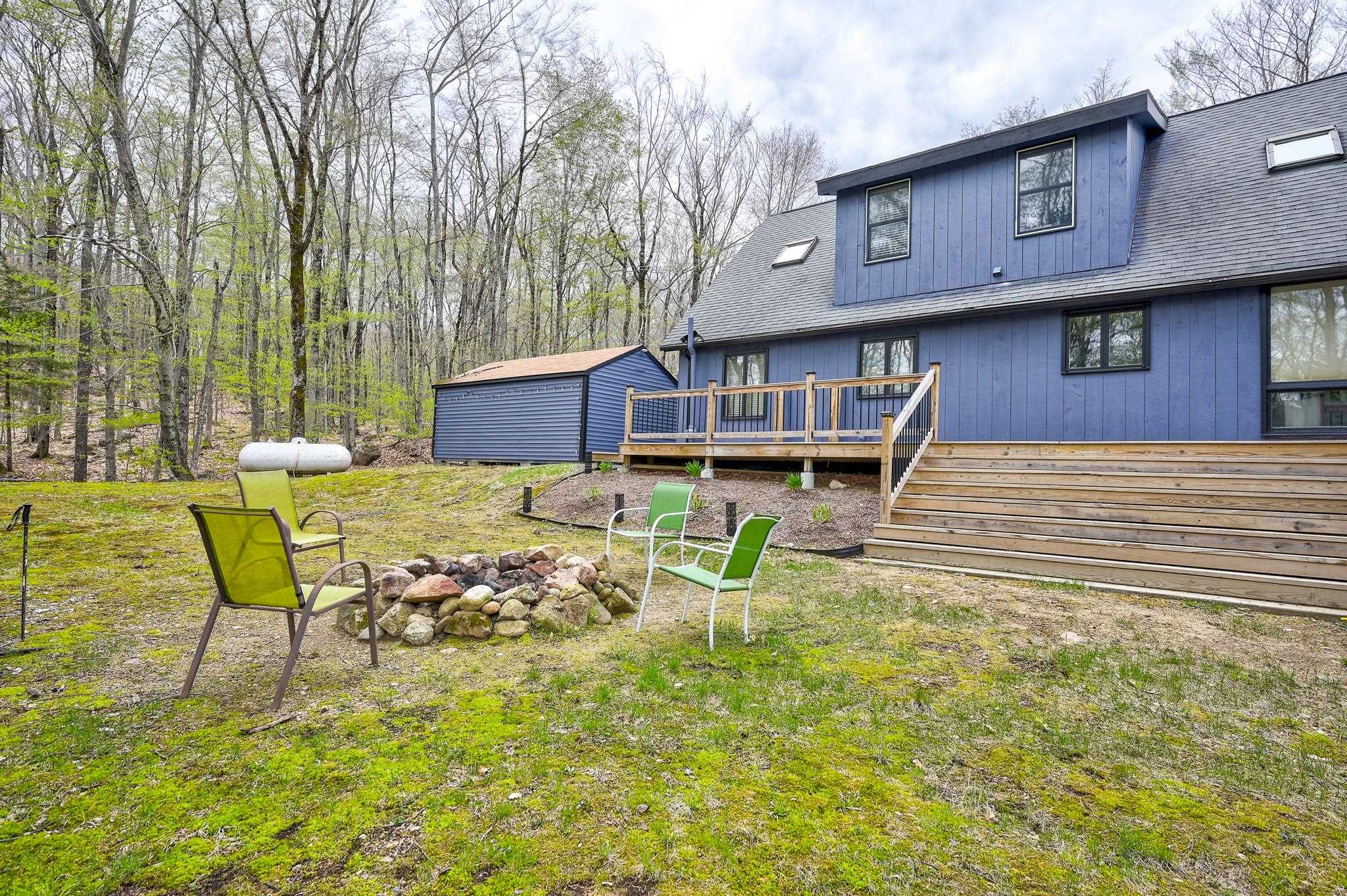 21 Littlefield Road Bartlett, NH 03838 - Photo 4 of 44