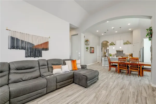 $2,800 | 4213 Vespa Cove, Leander, TX 78641