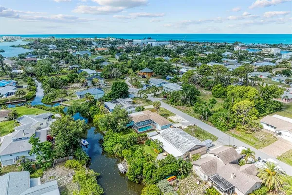 $650,000 | 312 Winfield Way, Nokomis, FL 34275