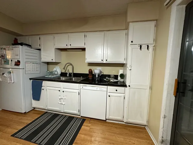 $1,850 | 1504 West Jefferson Avenue, Unit A, Naperville, IL 60540