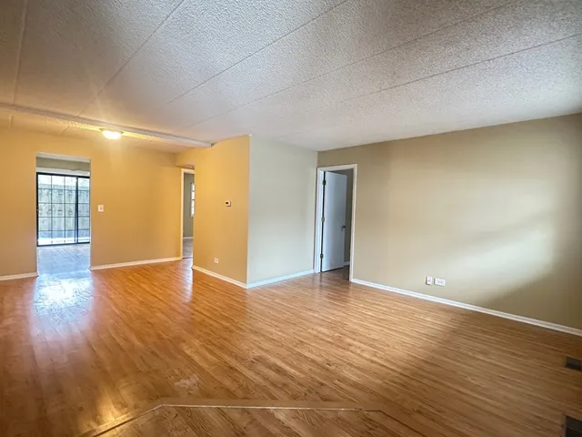 $1,850 | 1504 West Jefferson Avenue, Unit A, Naperville, IL 60540