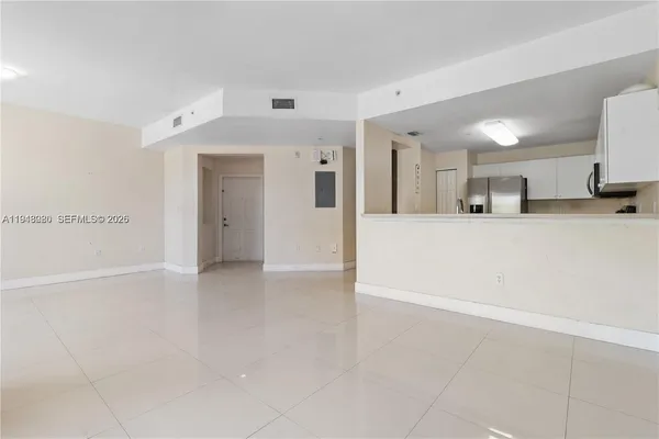 $2,800 | 11102 Northwest 83rd Street, Unit 222, Doral, FL 33178