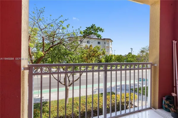 $2,800 | 11102 Northwest 83rd Street, Unit 222, Doral, FL 33178