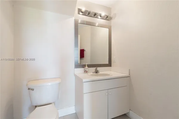 $2,800 | 11102 Northwest 83rd Street, Unit 222, Doral, FL 33178