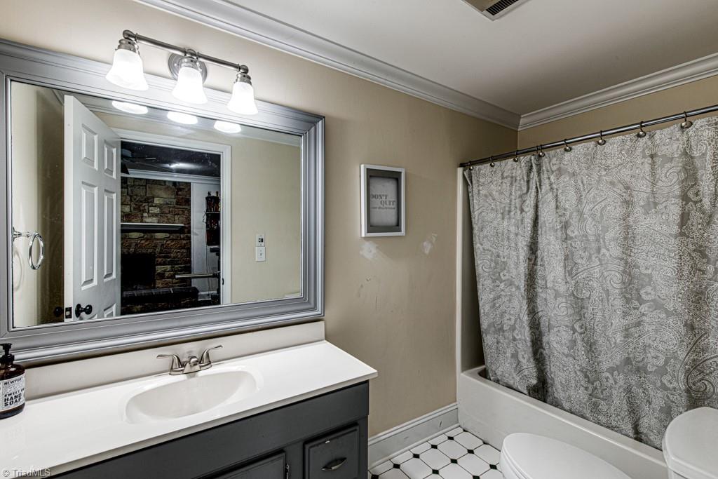 1748 Curraghmore Road Clemmons, NC 27012 - Photo 40 of 50 Gallery Image 40