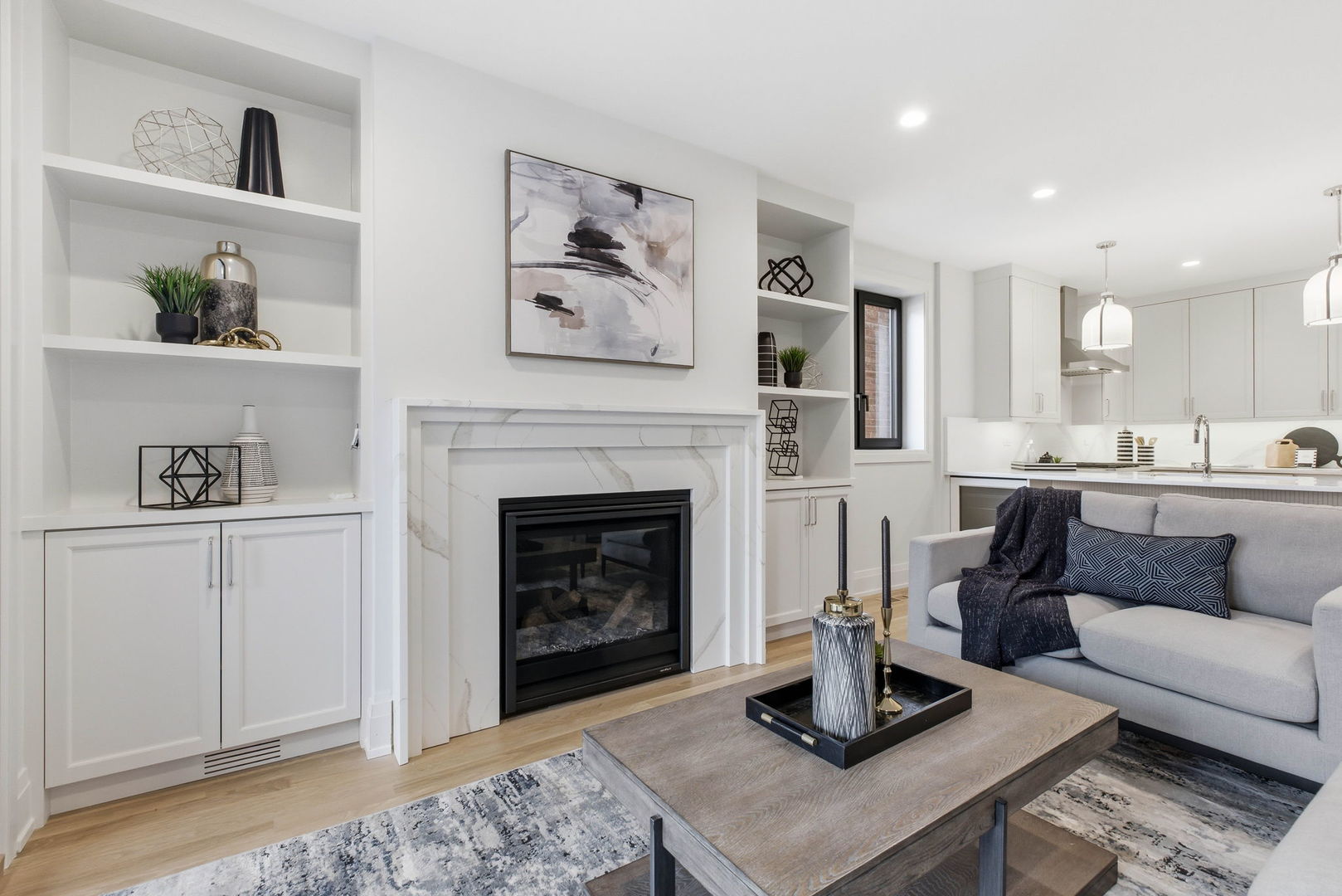 908 West Fullerton Avenue, Unit 2 Chicago, IL 60614 - Photo 2 of 19