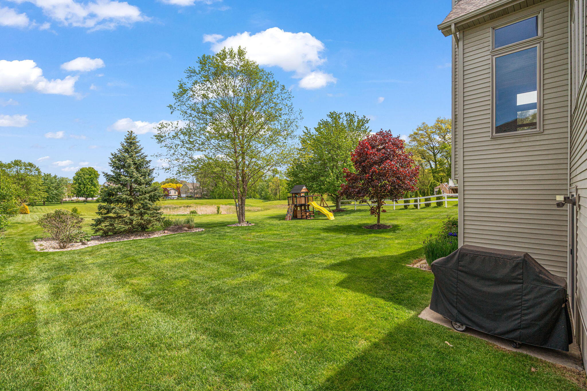 3253 Rosedale Court Valparaiso, IN 46385 - Photo 36 of 45 2048x1365