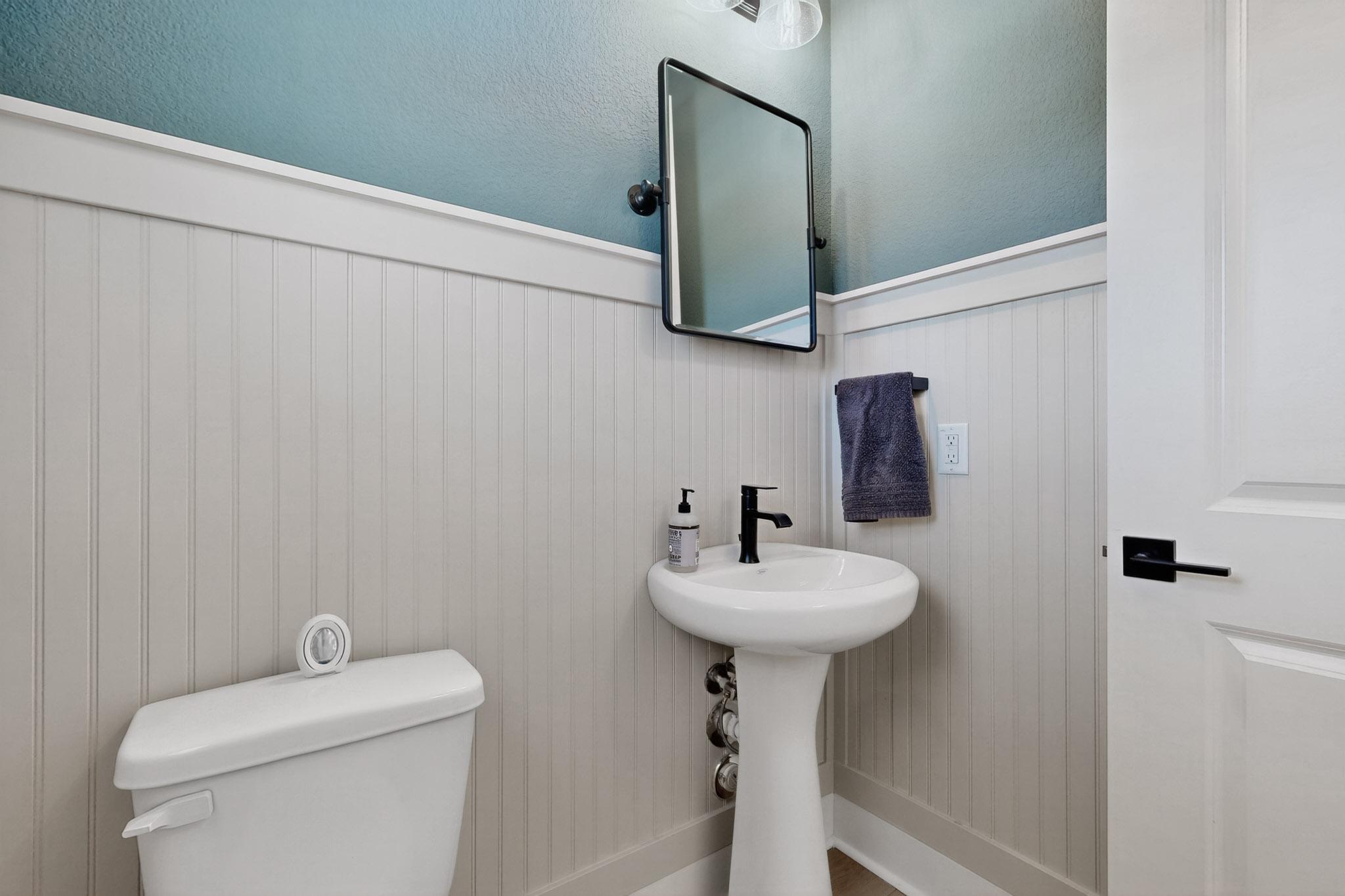 473 Bauer Loop Liberty Hill, TX 78642 - Photo 12 of 38 Half bath