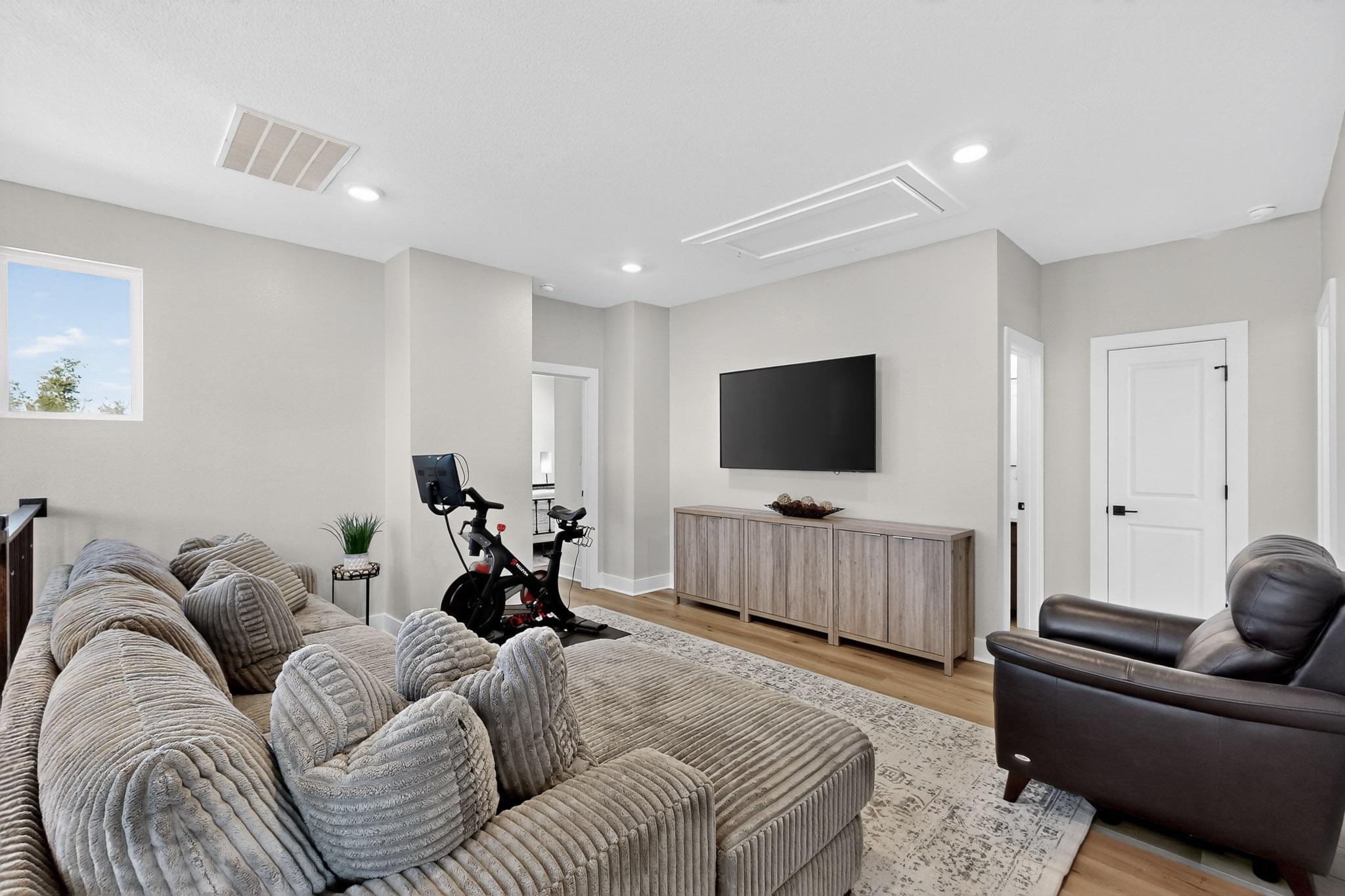 473 Bauer Loop Liberty Hill, TX 78642 - Photo 15 of 38 Bonus Living on Upper