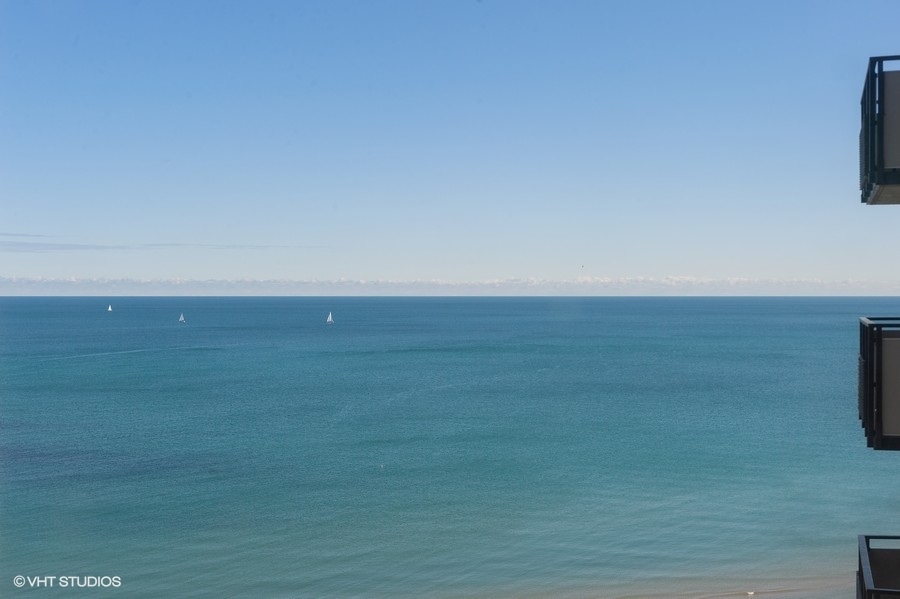 5701 North Sheridan Road, Unit 21H Chicago, IL 60660 - Photo 12 of 14 a view of an ocean