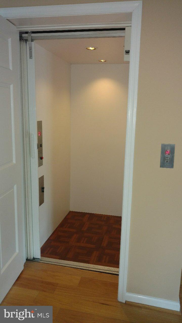 7230 River Drive Road Baltimore, MD 21219 - Photo 14 of 29 Elevator