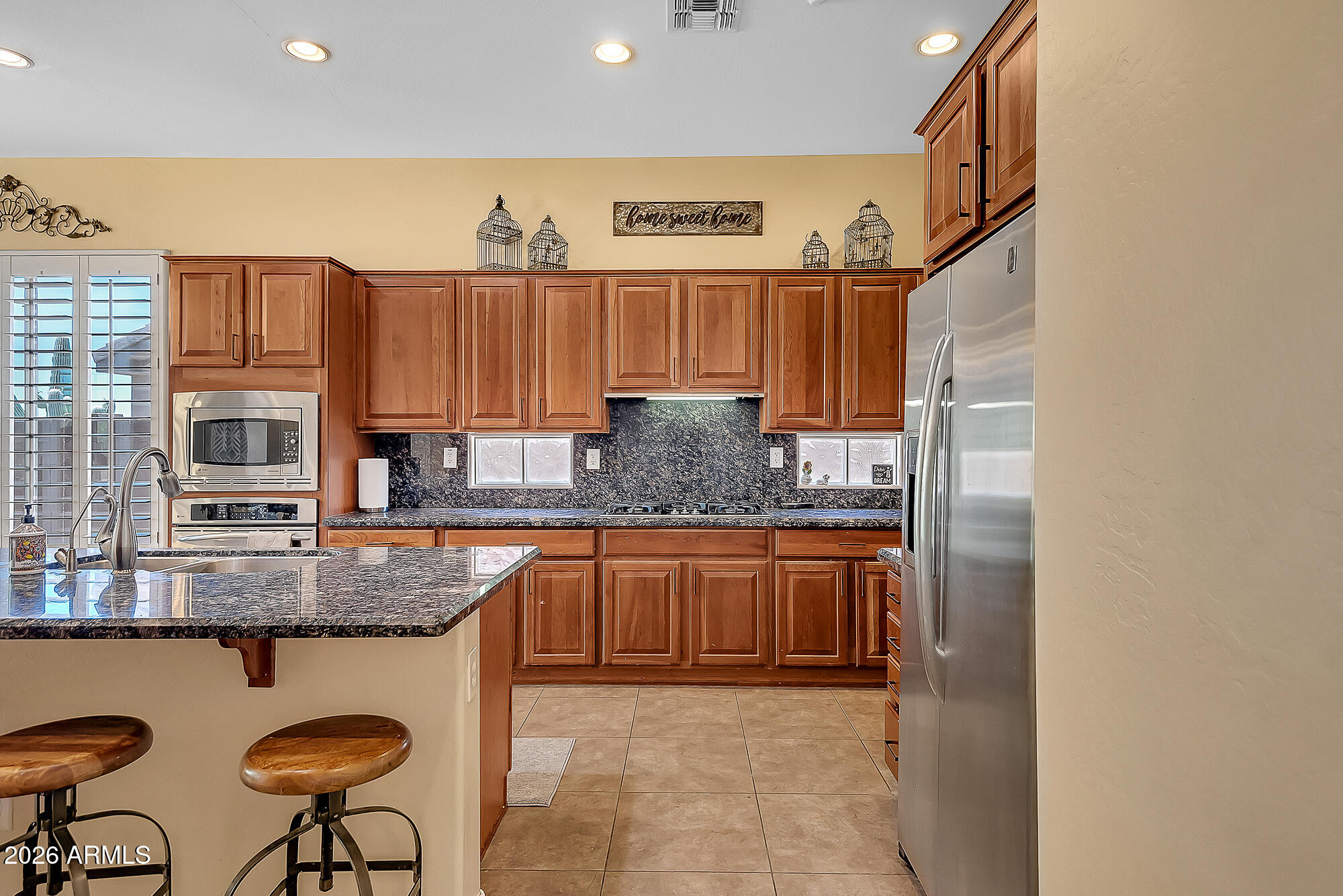 41213 North River Bend Road Phoenix, AZ 85086 - Photo 7 of 30 Kitchen