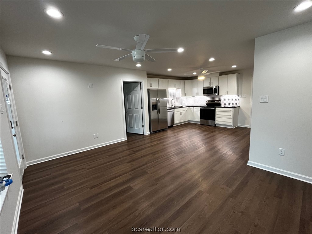 10326 North Dowling Road College Station, TX 77845 - Photo 4 of 11