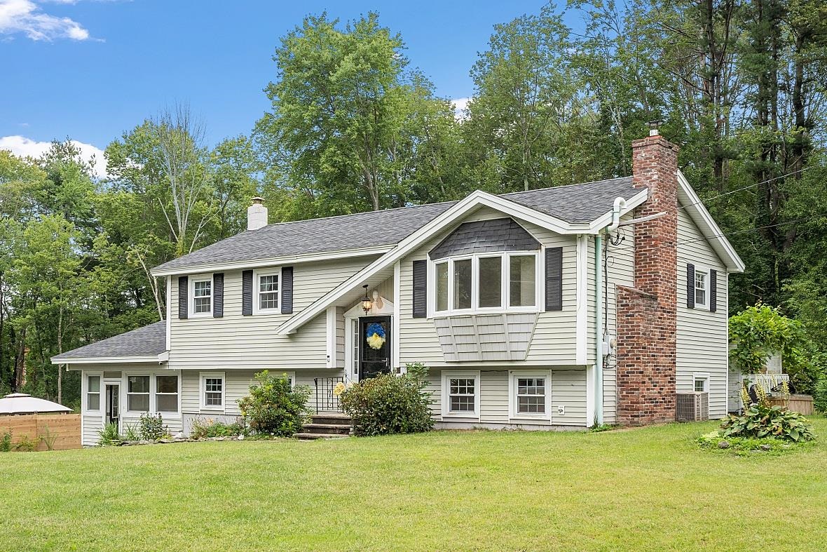 7 Vassar Drive Pelham, NH 03076 - Photo 1 of 37