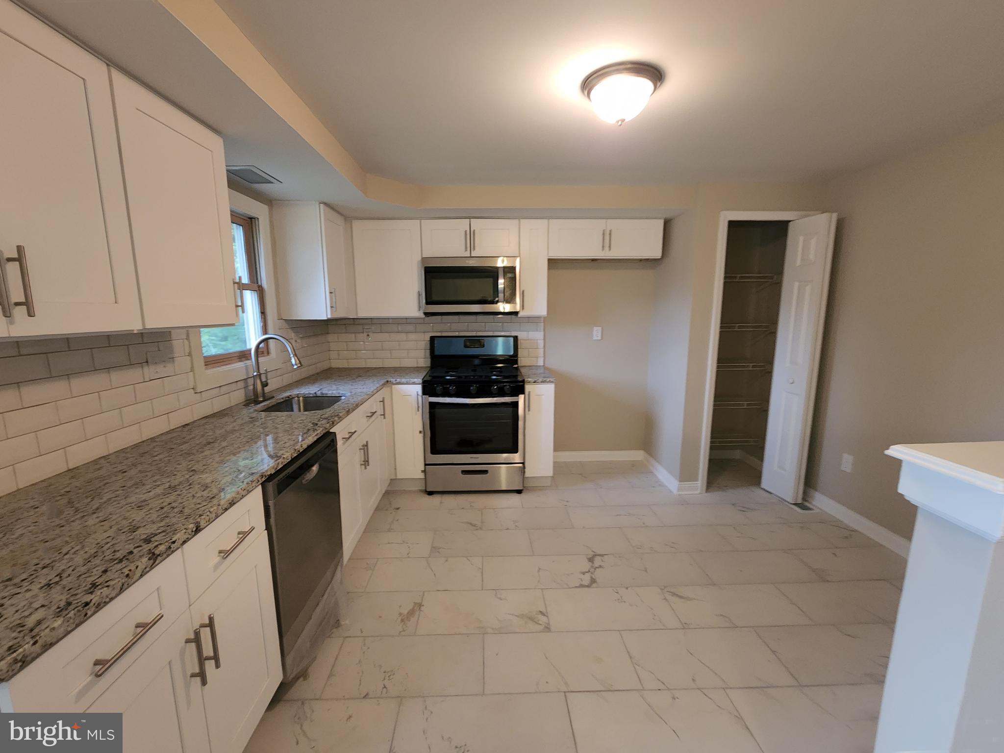 1 Grandview Avenue Mount Ephraim, NJ 08059 - Photo 9 of 18