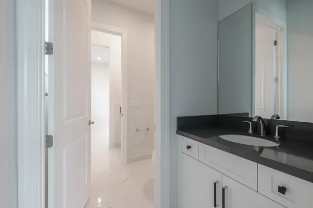 a close view of sink and tap