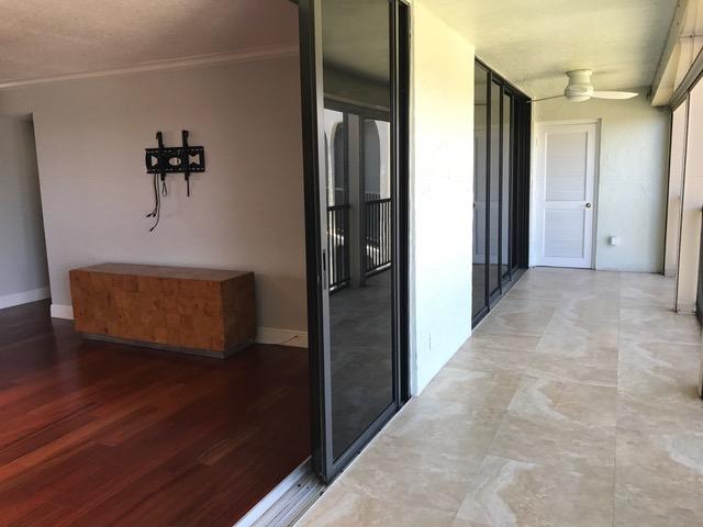 1627 Riverview Road, Unit 815 Deerfield Beach, FL 33441 - Photo 22 of 30 SCREENED PATIO