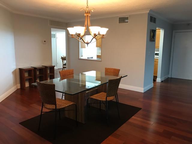 1627 Riverview Road, Unit 815 Deerfield Beach, FL 33441 - Photo 5 of 30 DINING ROOM